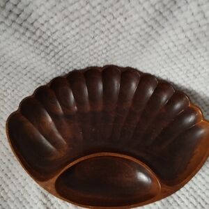 Vintage Clam Shell Serving Bowl Monkey Pod Wood From Hawaii